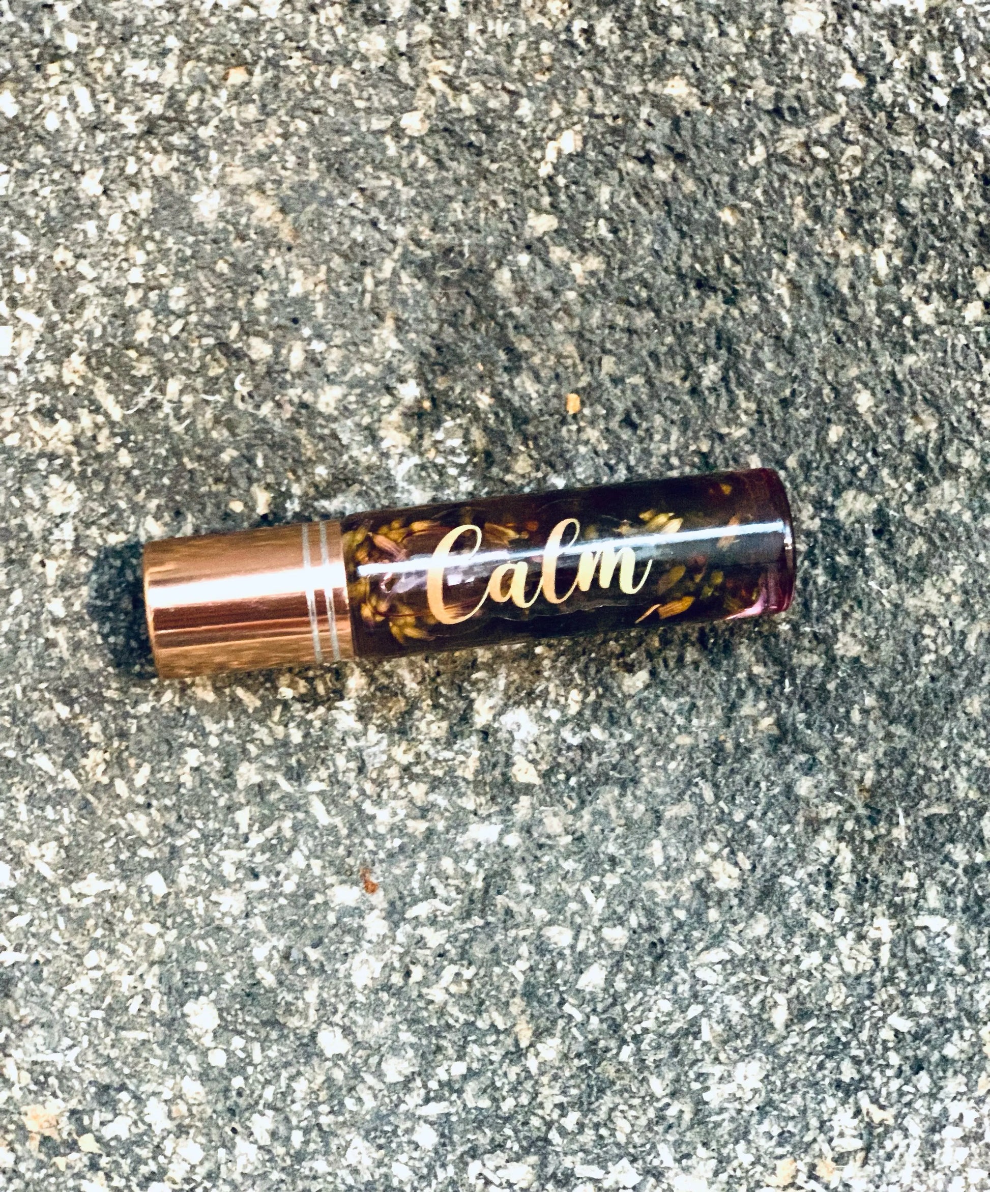 Calm is an organic essential oil infused with organic chamomile, lavender, rose petals, and more natural herbs to reduce and aid sleep.  This oil also leaves your skin feeling soft and fragrant.  This oil is handmade locally by Vibe High Tribe in Los Angeles, CA